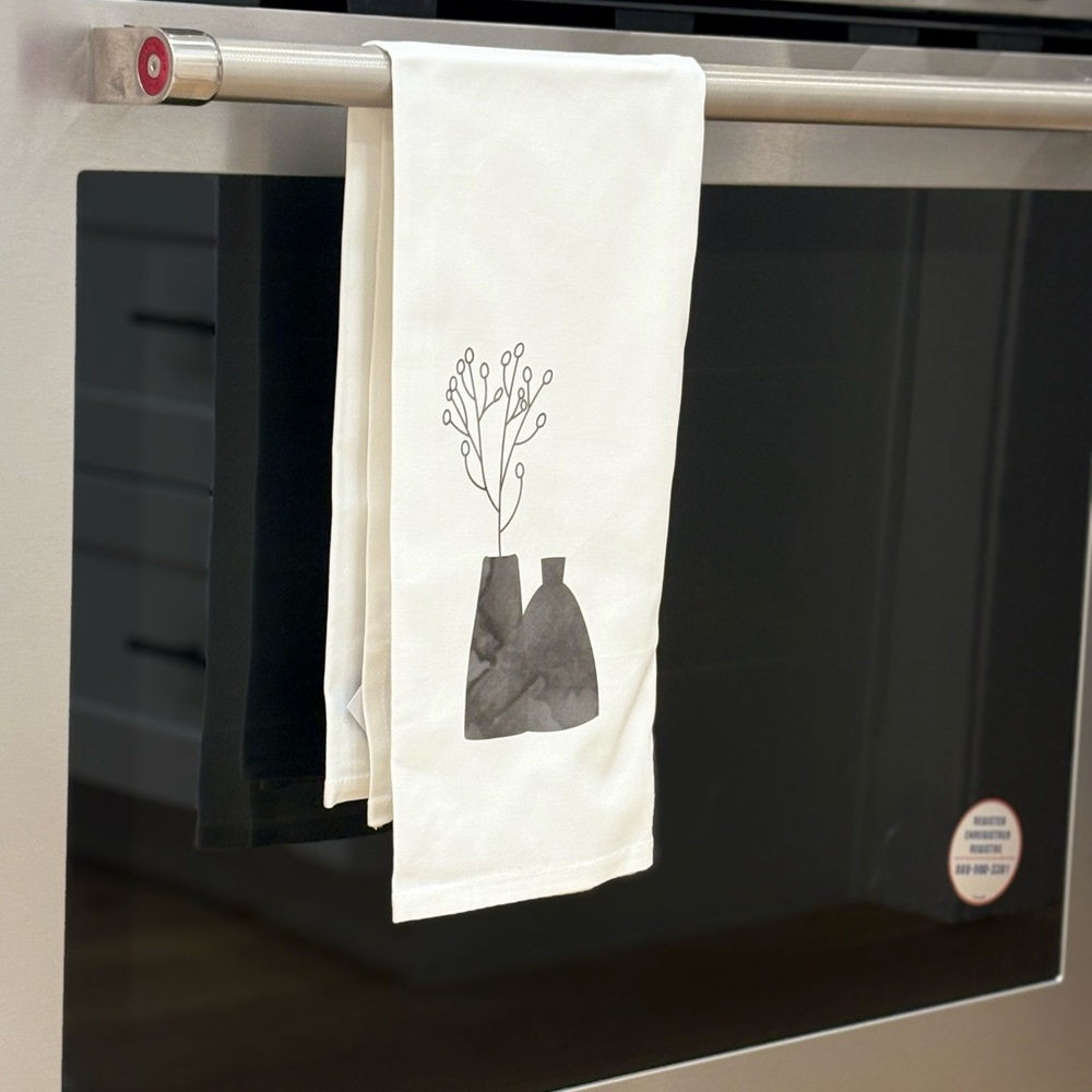 Kitchen Linen Tea towel with Vase and floral bohemian Design handmade